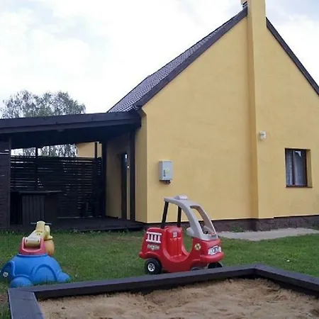 Domek Letnskowy Nad Jeziorem Hotell