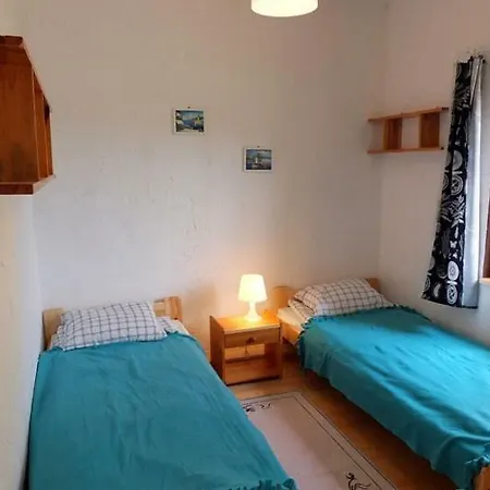 Domek Letnskowy Nad Jeziorem Hotell